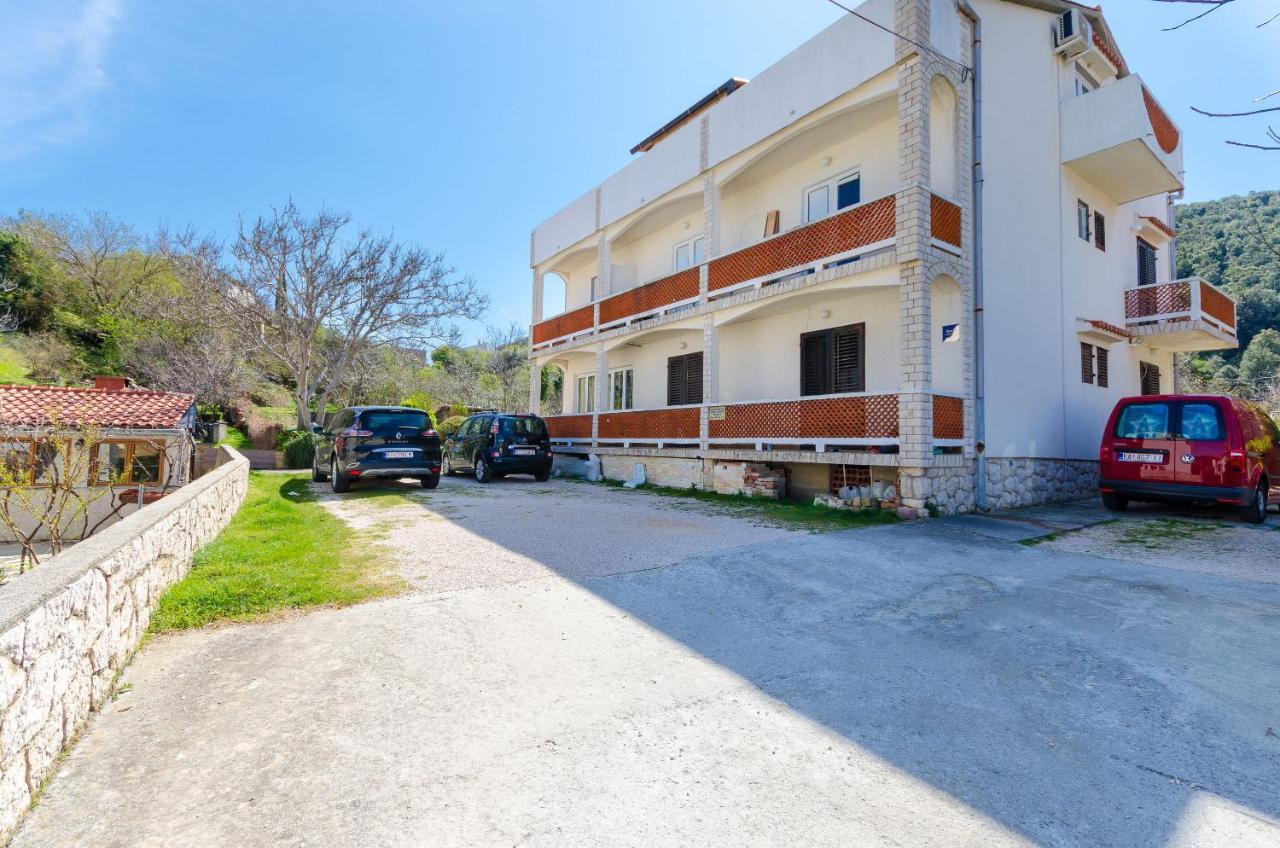Apartments Luka Supetarska Draga Buitenkant foto